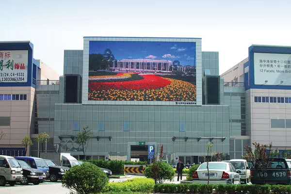 <a href=http://www.4000520856.com target=_blank class=infotextkey>led電子屏</a>靜電危害